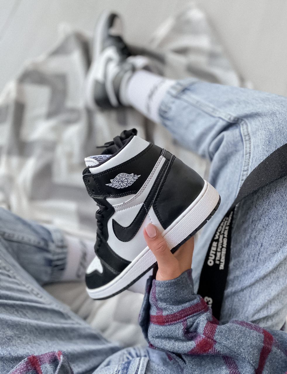 Nike Air Jordan 1 Retro High Black White 1