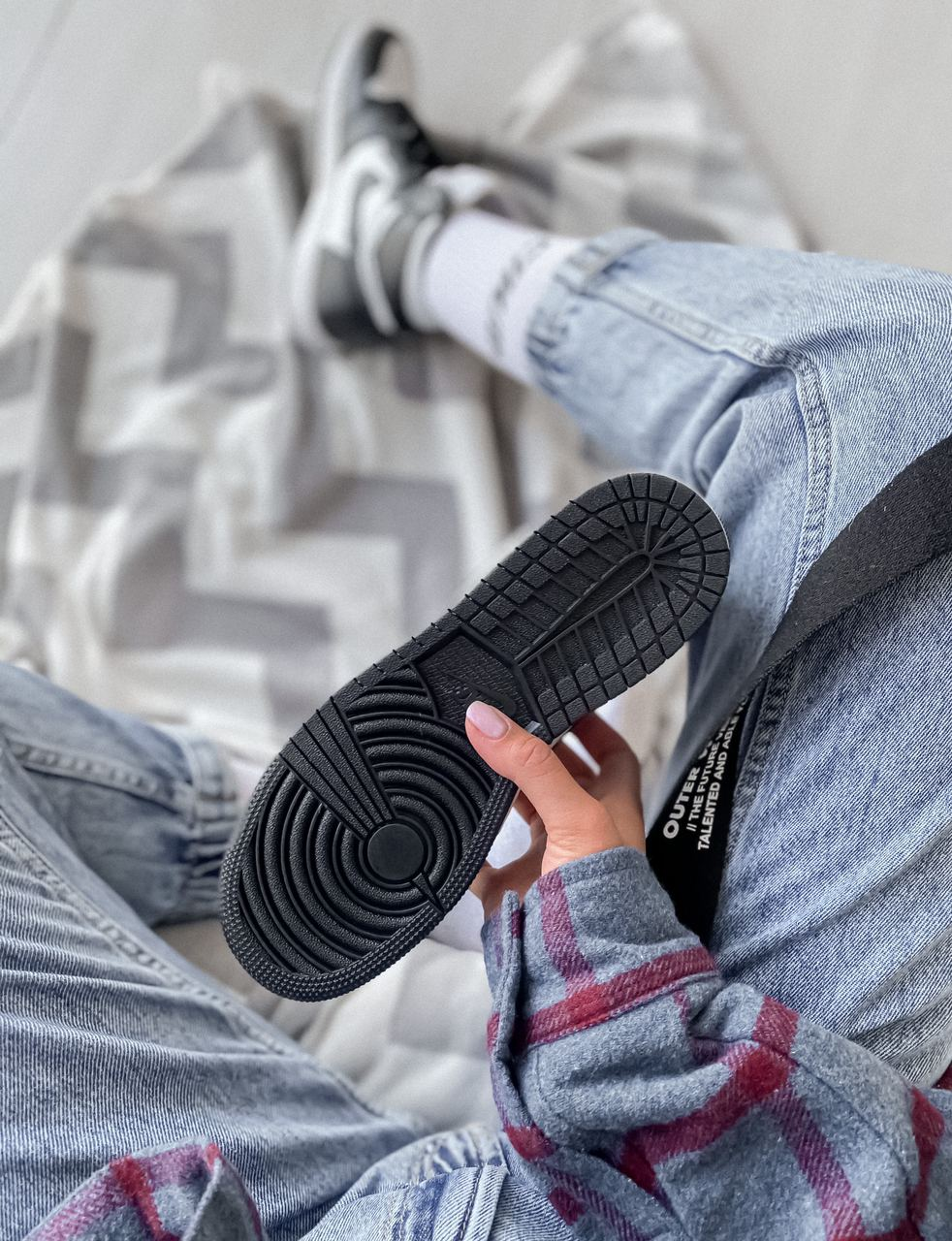 Nike Air Jordan 1 Retro High Black White 1