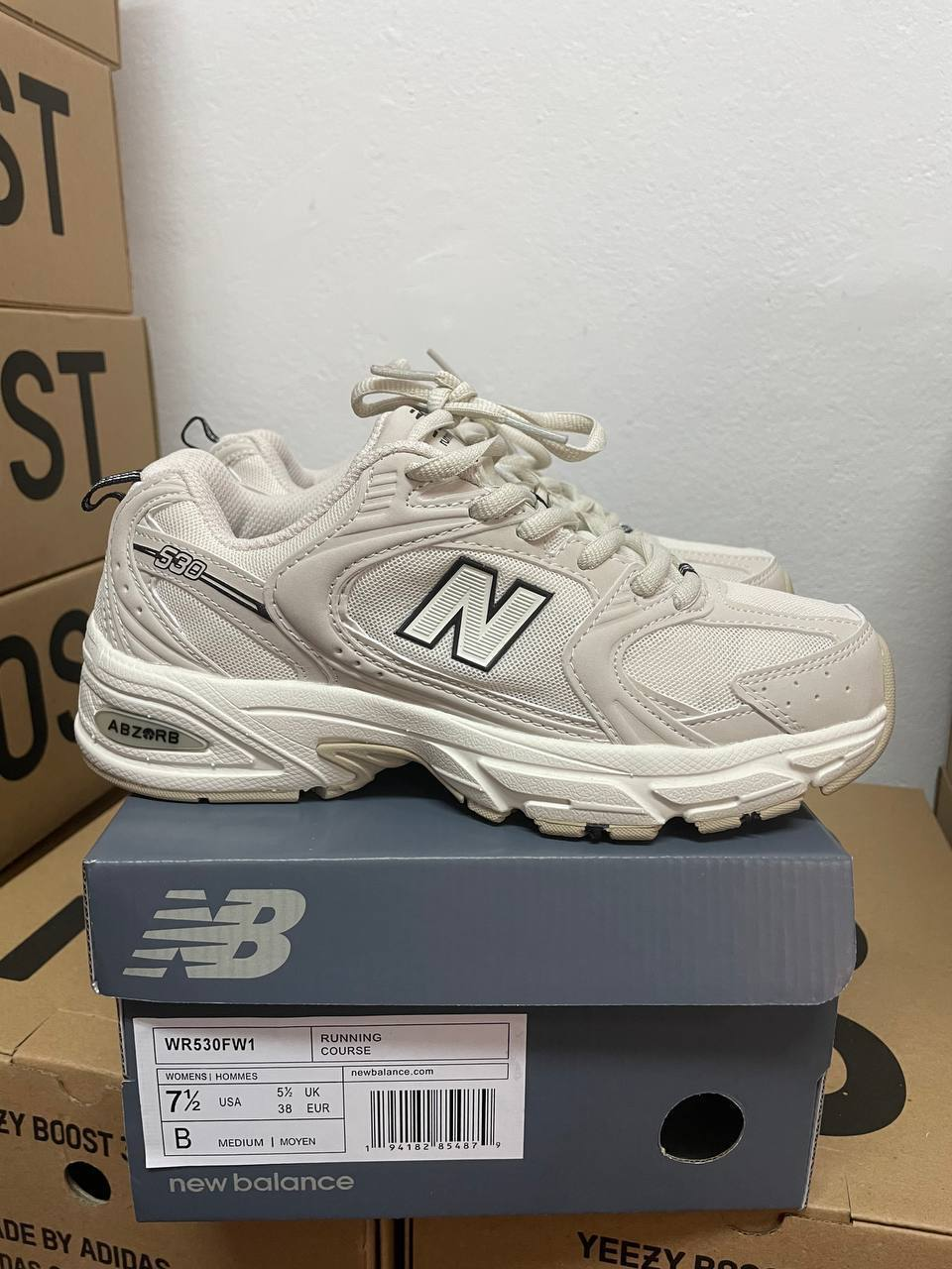 New Balance 530 Floral Ink Beige