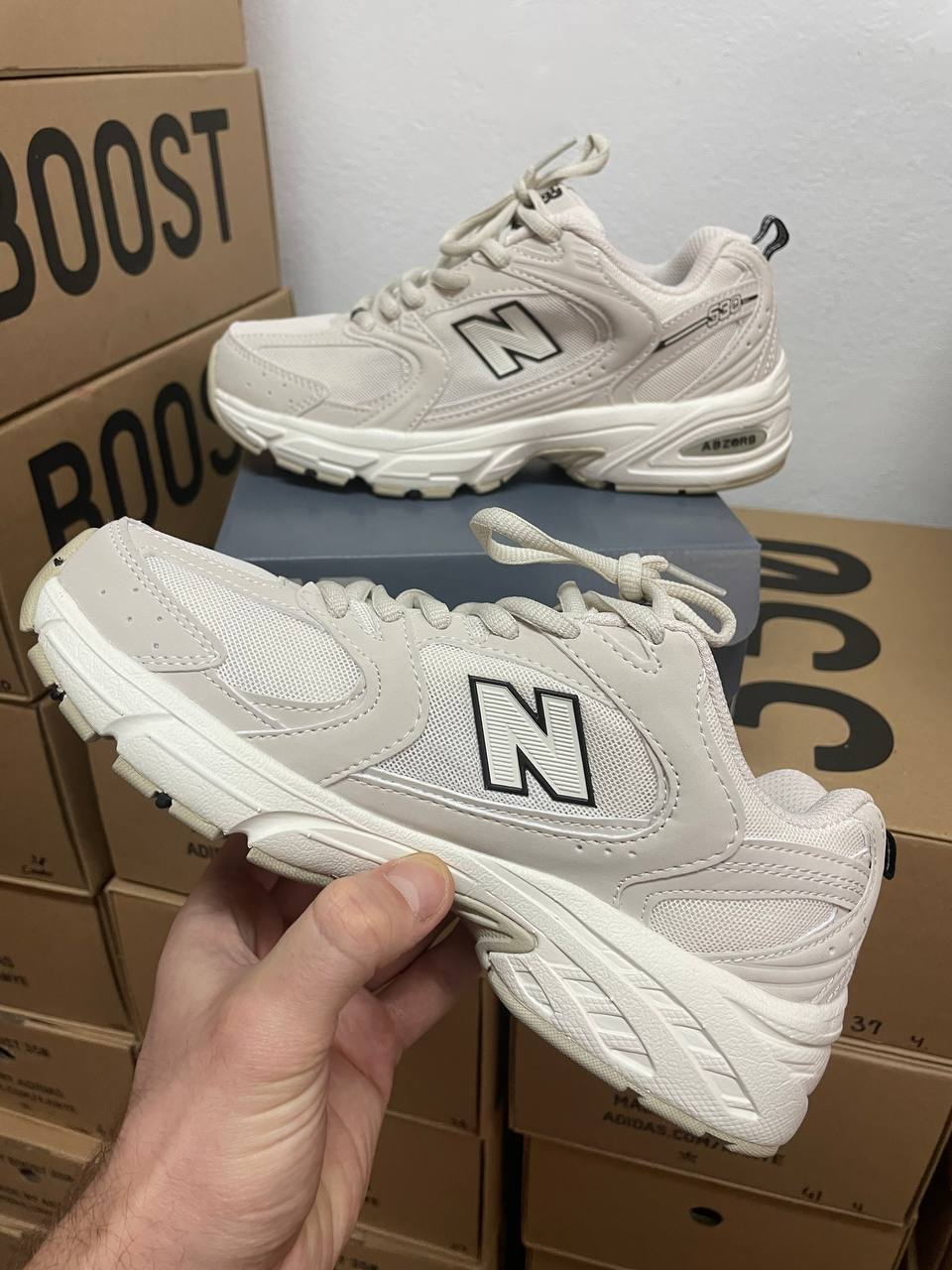 New Balance 530 Floral Ink Beige