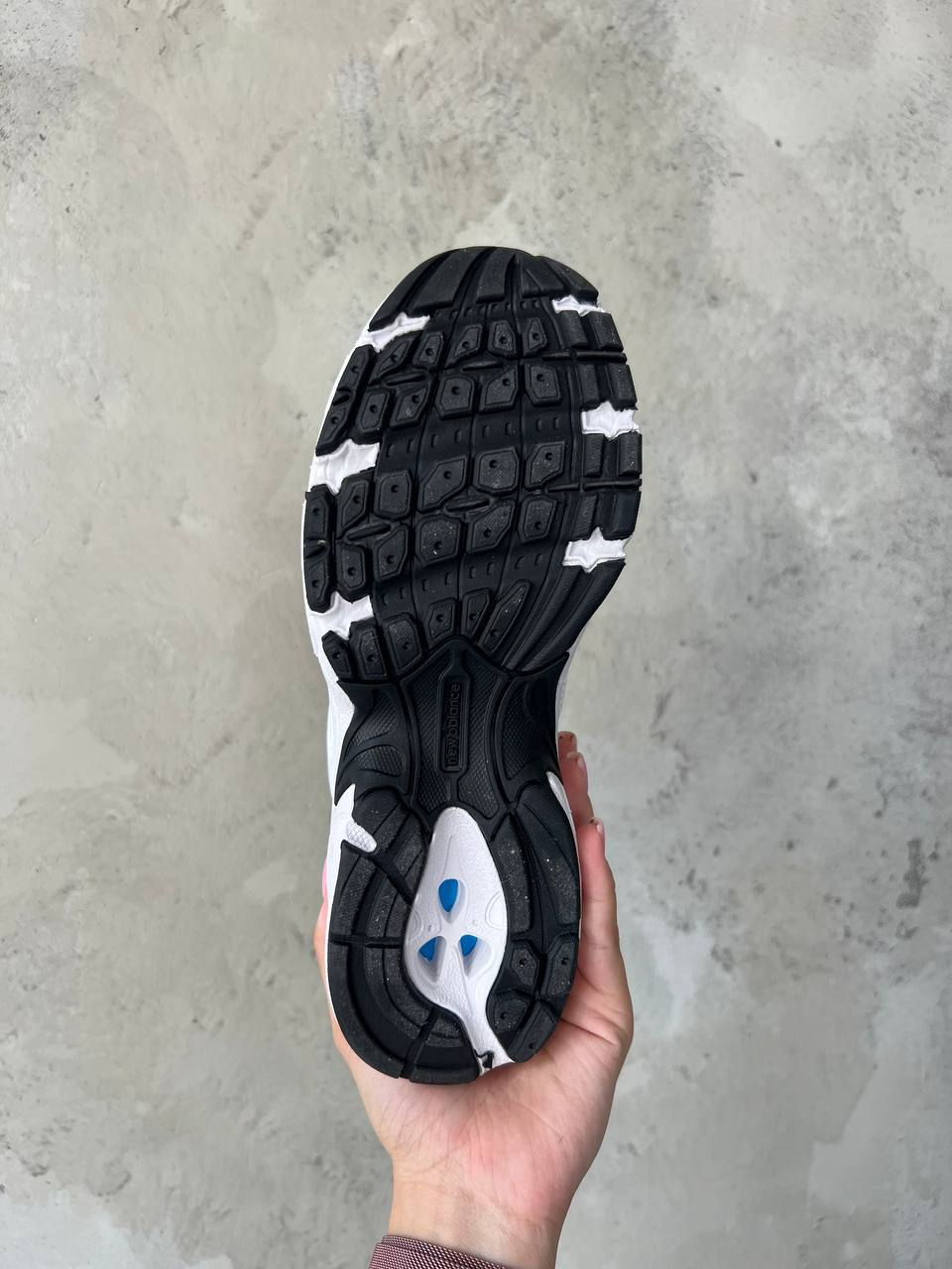 New Balance 530 White Black v2