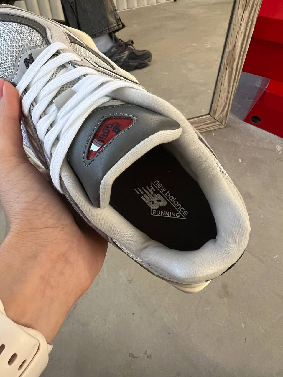 New Balance 9060 Grey