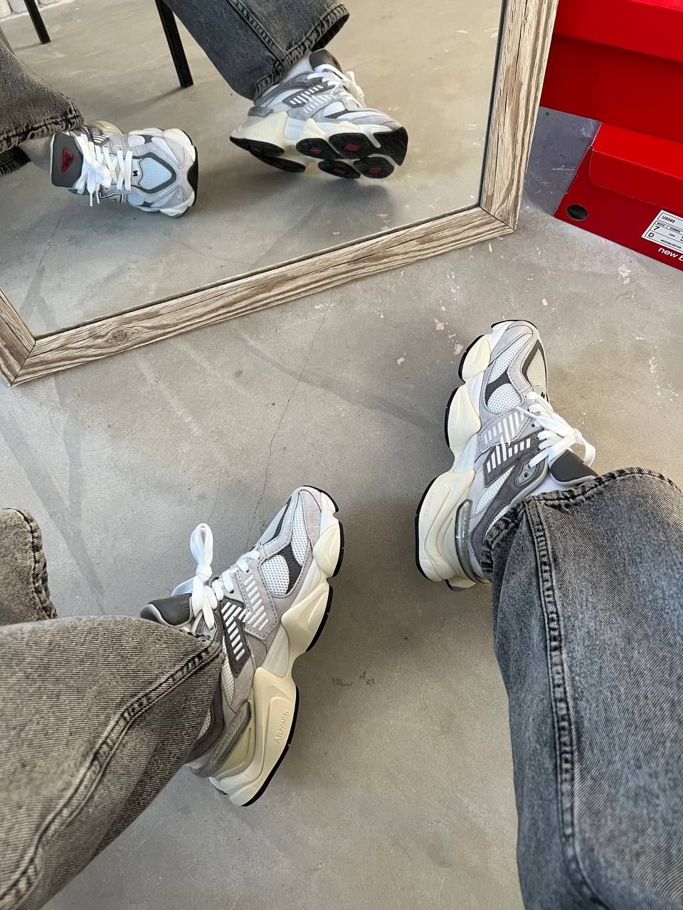 New Balance 9060 Grey