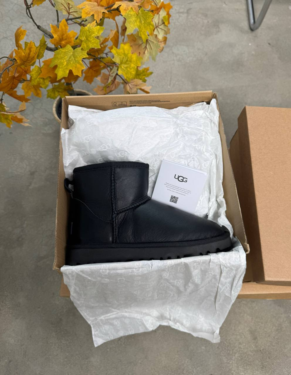 UGG Classic Mini Black v2