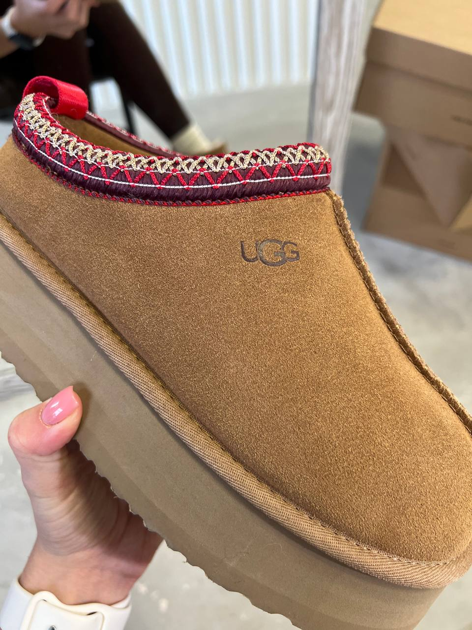 Ugg Tasman Platform Chestnut